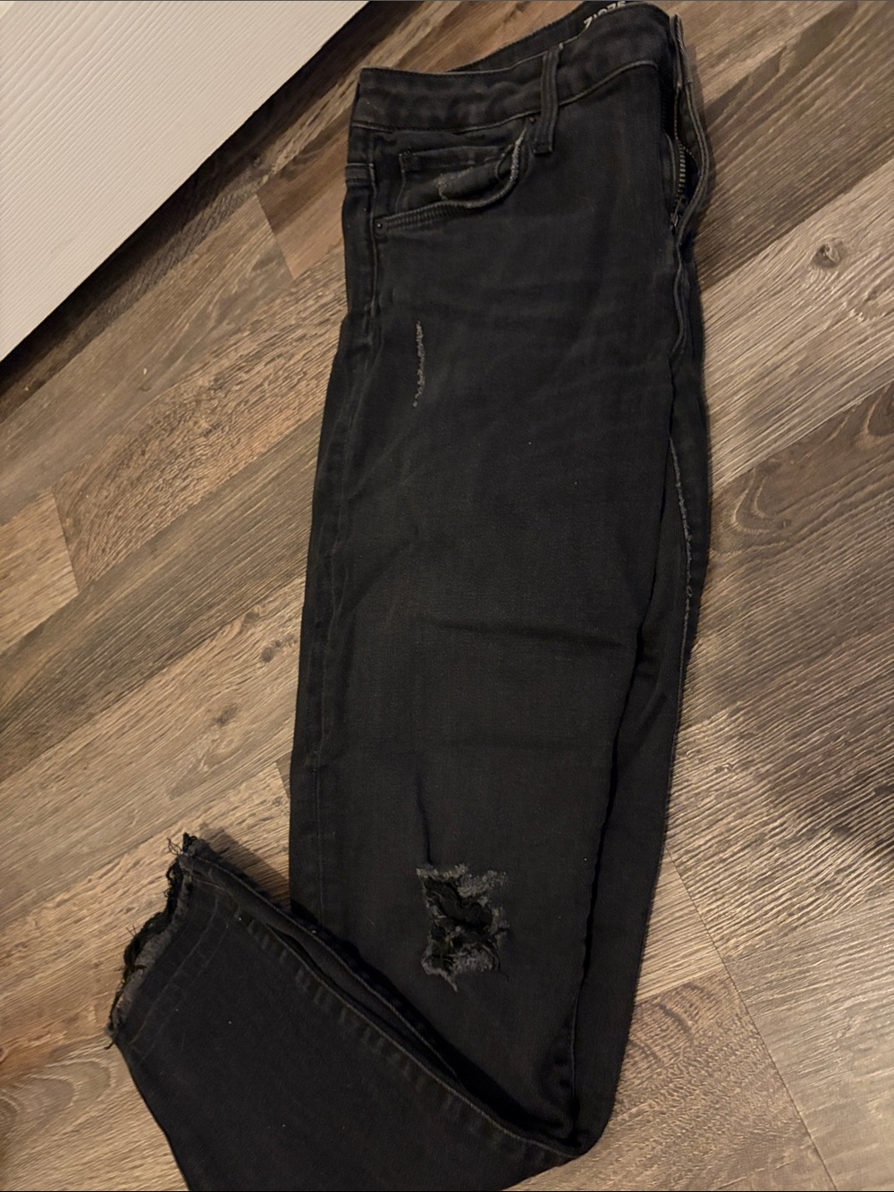Zara Women's Skinny Black Ripped Jeans